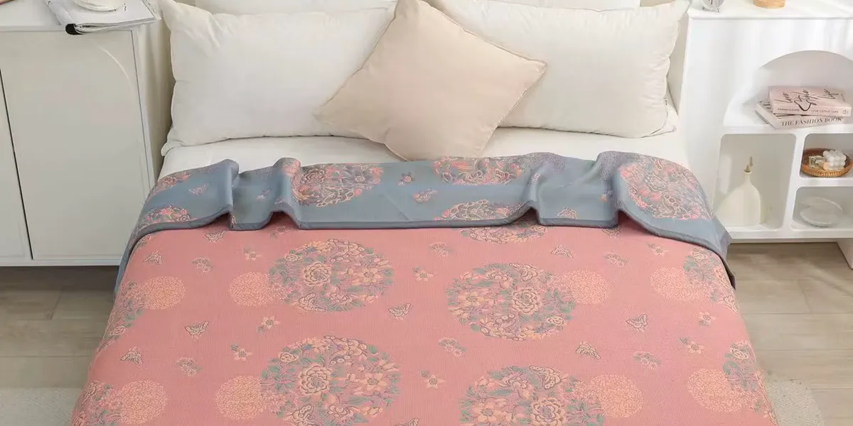 روتختی چهار فصل نساجی بروجرد