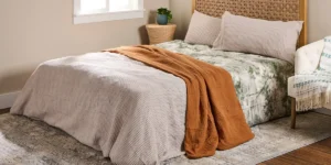 لحاف سبک بهتر است یا سنگین؟