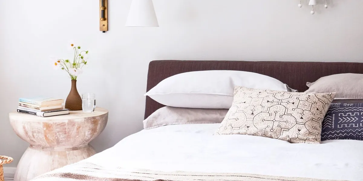 علت بوی نامطبوع بالش پر چیست؟