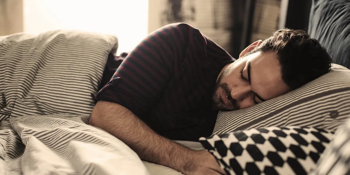 بالشت مناسب برای خواب به پهلو